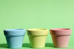 Macetas de cerámica y colores